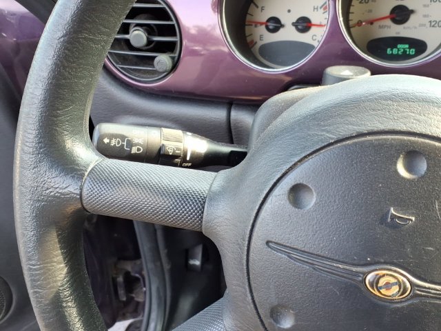 Used 2005 Chrysler PT Cruiser Touring FWD image 16