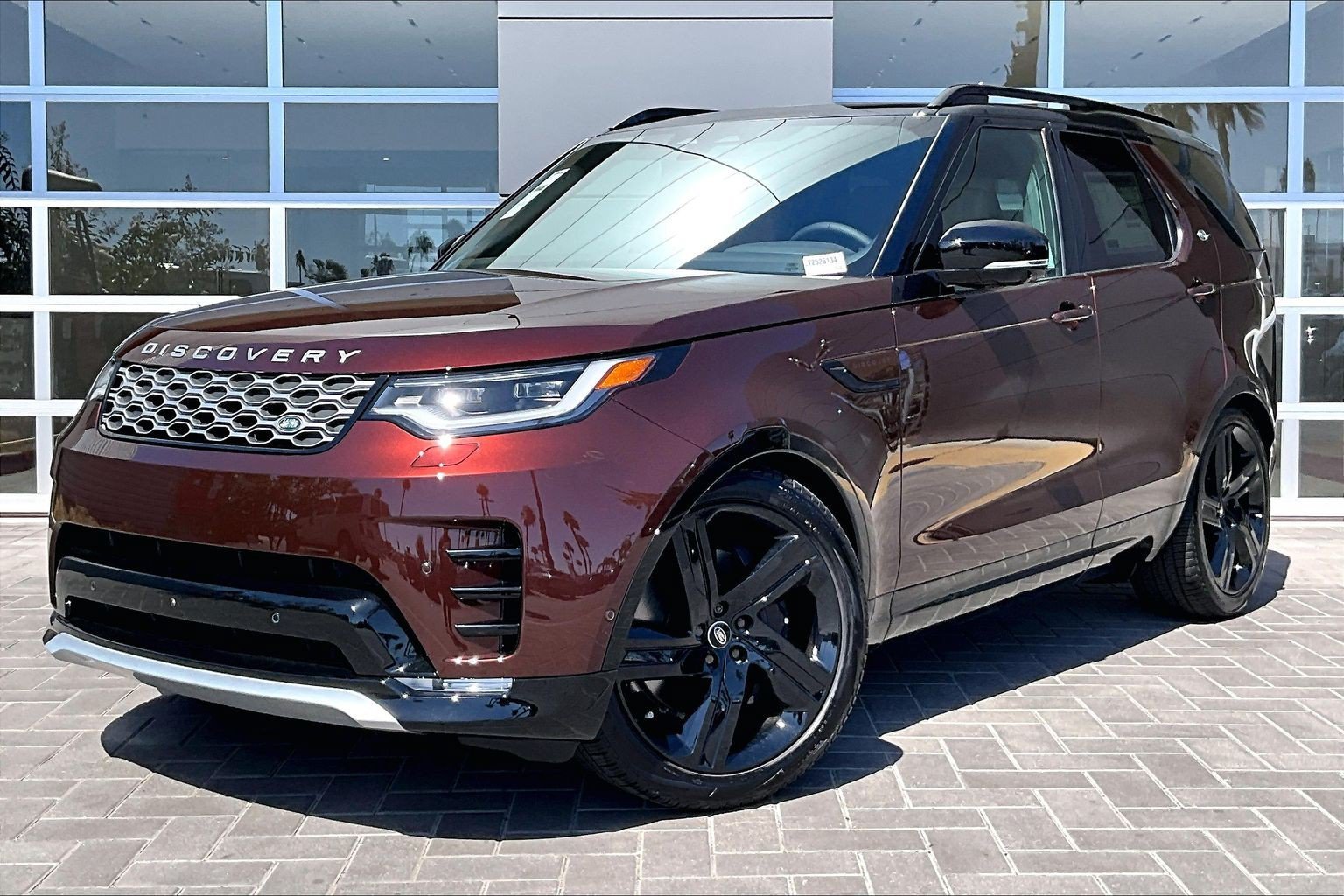 New 2026 Land Rover Discovery Limited Edition AWD/4WD image 1