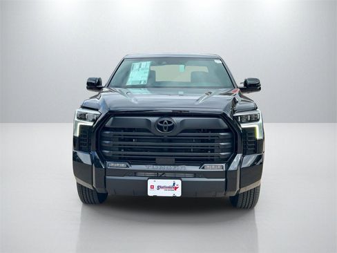 New 2026 Toyota Tundra Limited image 2
