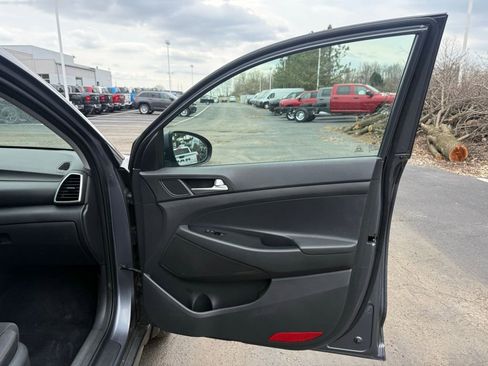 Used 2019 Hyundai Tucson SEL image 46