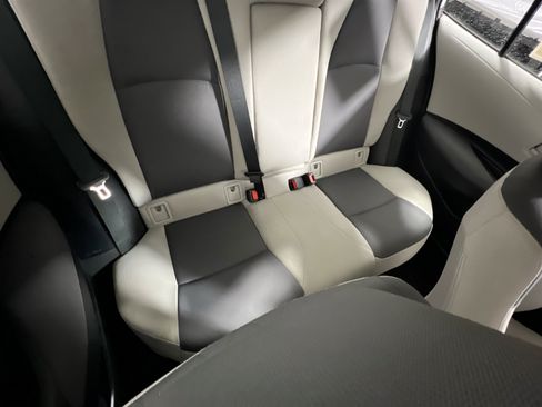 Used 2026 Toyota Corolla LE FWD image 33