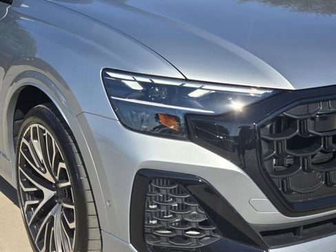 New 2026 Audi SQ8 Premium Plus image 9