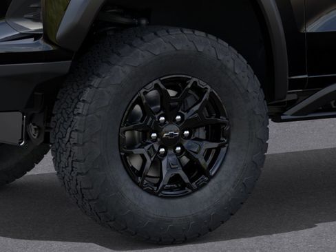 New 2026 Chevrolet Colorado ZR2 w/ Midnight Edition AWD/4WD image 9
