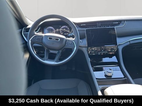New 2025 Jeep Grand Cherokee Laredo X w/ Luxury Tech Group I RWD image 28