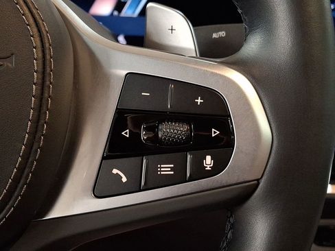 Used 2024 BMW X6 xDrive40i w/ Premium Package image 18