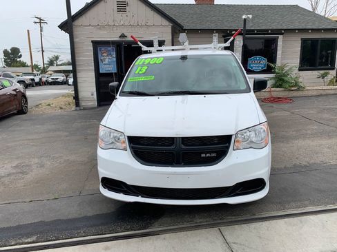 Used 2013 RAM C/V Tradesman image 5