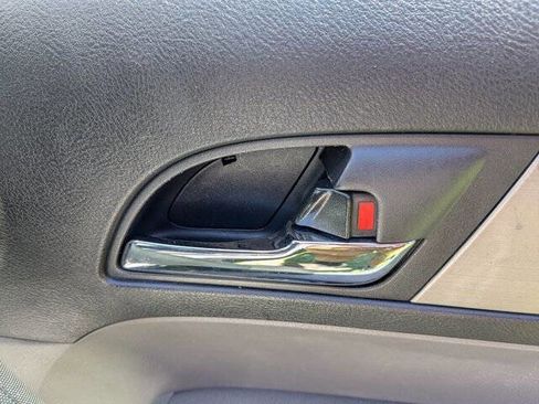 Used 2010 Honda CR-V LX image 32