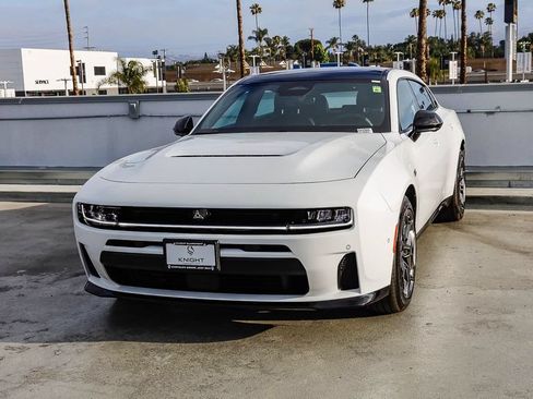 New 2026 Dodge Charger R/T AWD/4WD image 4