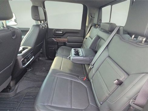 Used 2023 GMC Sierra 2500 Denali w/ Denali Ultimate Package image 19