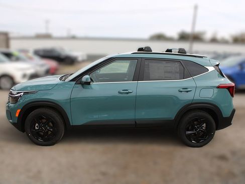 New 2026 Kia Seltos EX FWD image 13