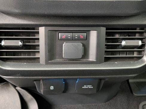 Used 2023 Ford F150 Lariat w/ Equipment Group 502A High image 28