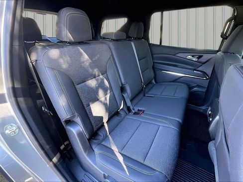 New 2026 Chevrolet Traverse LT w/ Driver Confidence Package image 6