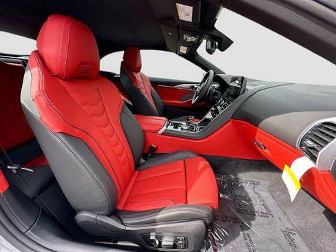 New 2026 BMW 840i Convertible w/ Comfort Seating Package image 21