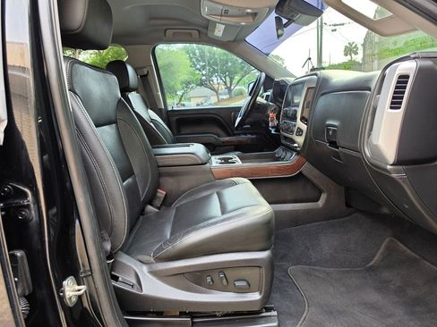 Used 2018 GMC Sierra 1500 SLT AWD/4WD image 47