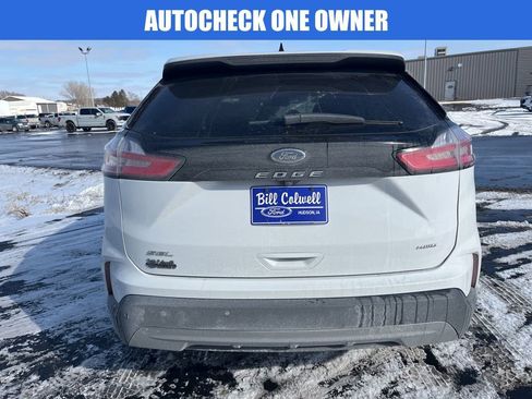 Used 2024 Ford Edge SEL w/ Convenience Package image 5