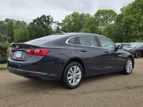 Used 2025 Chevrolet Malibu LT FWD image 4