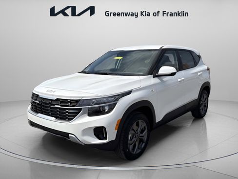 New 2026 Kia Seltos LX image 3