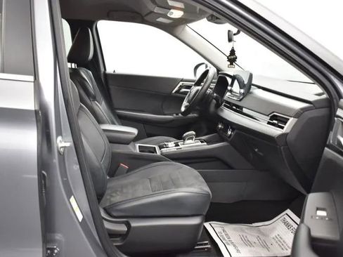 Used 2024 Mitsubishi Outlander Ralliart AWD/4WD image 17