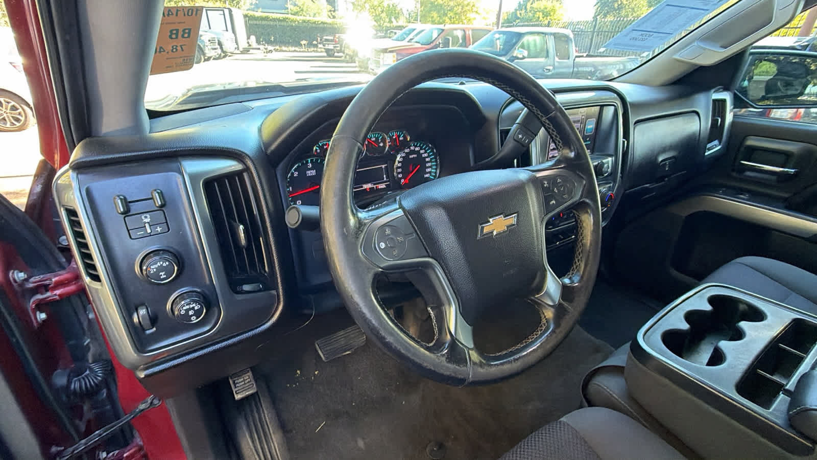 Used 2018 Chevrolet Silverado 1500 LT w/ All Star Edition AWD/4WD image 10