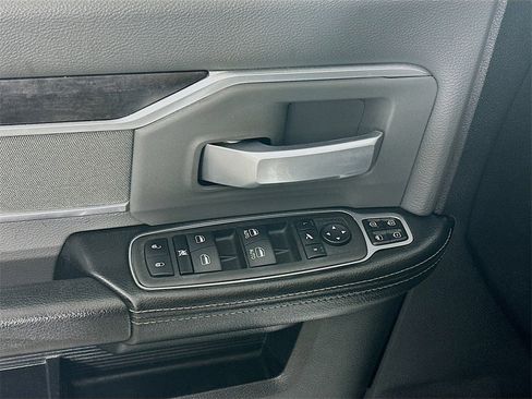 Used 2023 RAM 2500 Big Horn w/ Level 1 Equipment Group image 24