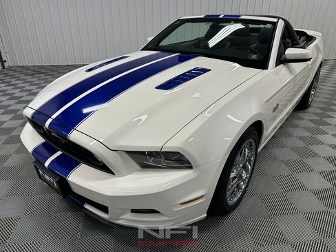 Used 2013 Ford Mustang GT Premium w/ Security Pkg image 5