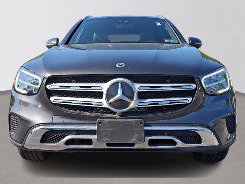 Used 2022 Mercedes-Benz GLC 300 4MATIC w/ Premium Package Lite image 2