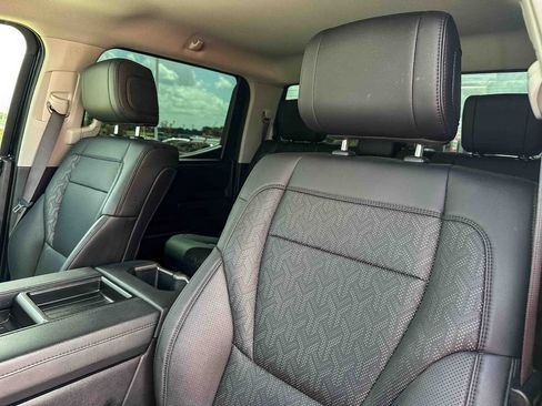 Used 2024 Toyota Tundra Limited AWD/4WD image 14