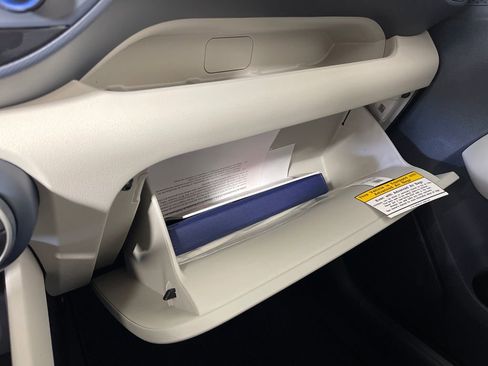 New 2026 Hyundai Venue SEL image 11