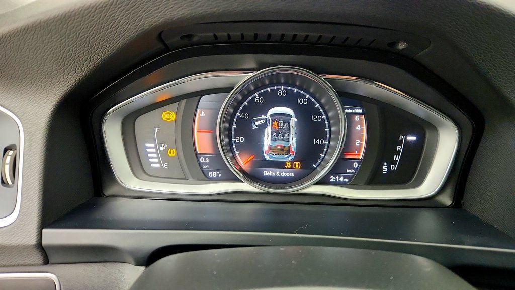 Used 2018 Volvo V60 T5 Cross Country w/ Convenience Package AWD/4WD image 14