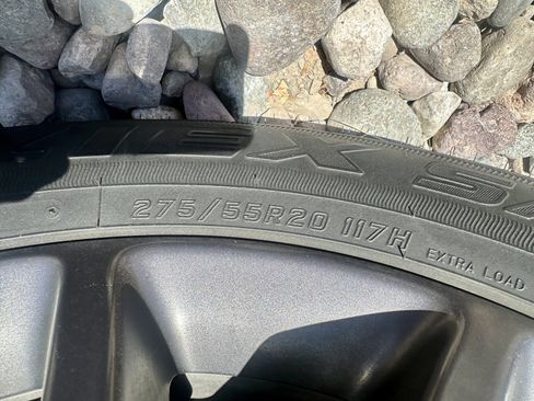 Used 2018 Dodge Durango R/T RWD image 9