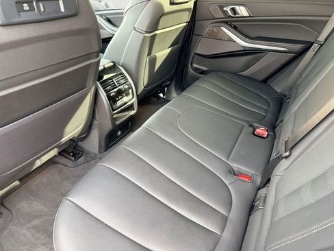 Used 2021 BMW X5 xDrive40i w/ Premium Package AWD/4WD image 22