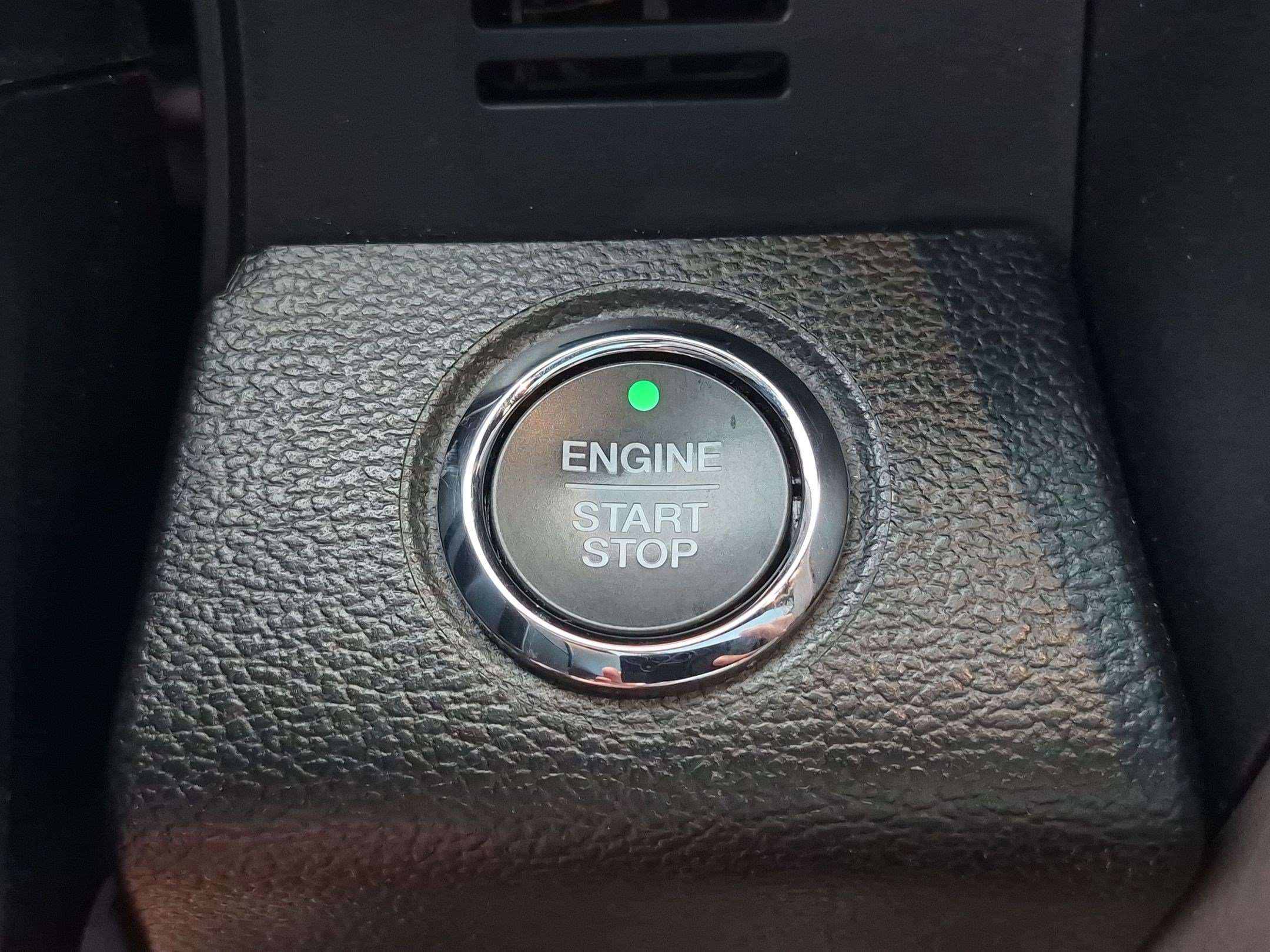 Used 2019 Ford F350 Platinum w/ Platinum Ultimate Package AWD/4WD image 22