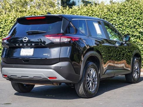 Used 2023 Nissan Rogue S AWD/4WD image 6