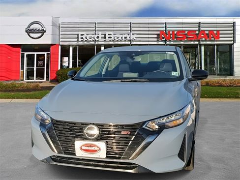 Certified 2024 Nissan Sentra SR w/ Trunk Package image 2