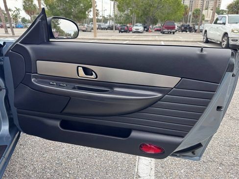 Used 2005 Ford Thunderbird 50th Anniversary RWD image 90