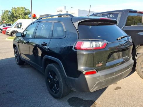 Used 2023 Jeep Cherokee Altitude Lux AWD/4WD image 6