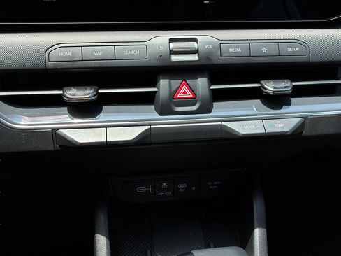 Certified 2025 Kia K4 EX FWD image 22