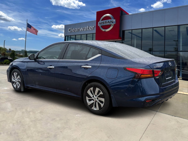 Used 2024 Nissan Altima 2.5 S FWD image 7