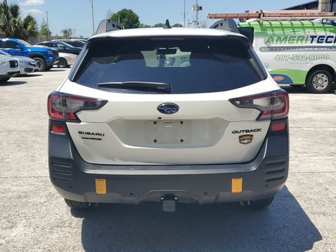 Used 2025 Subaru Outback Wilderness AWD/4WD image 5