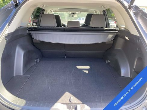 Used 2025 Toyota RAV4 XLE w/ Convenience Package FWD image 10
