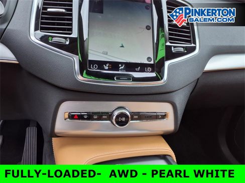 Used 2016 Volvo XC90 T8 Momentum image 25