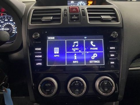 Used 2018 Subaru Forester 2.5i Premium image 16