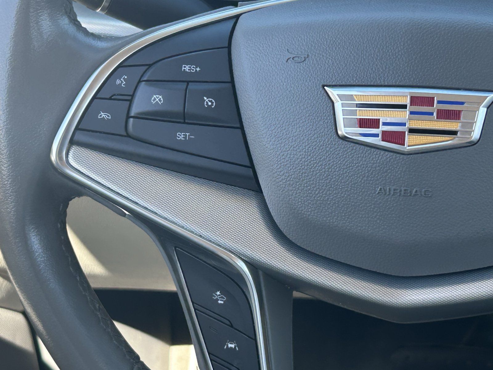 Certified 2020 Cadillac XT5 Premium Luxury FWD image 25