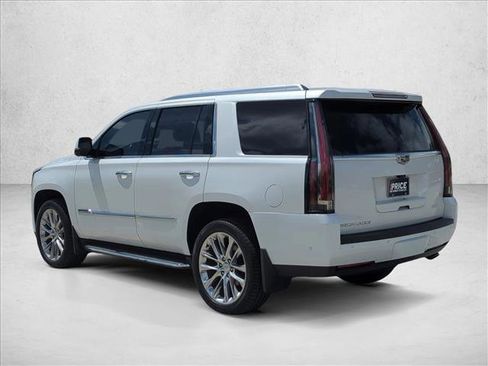 Used 2018 Cadillac Escalade Luxury AWD/4WD image 7