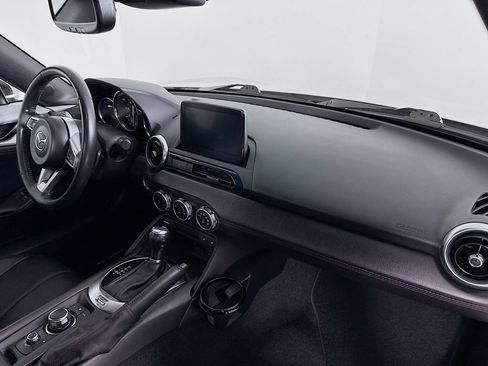 Used 2018 MAZDA MX-5 Miata RF Grand Touring RWD image 26