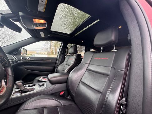 Used 2018 Jeep Grand Cherokee Trailhawk w/ Trailhawk Luxury Group image 10