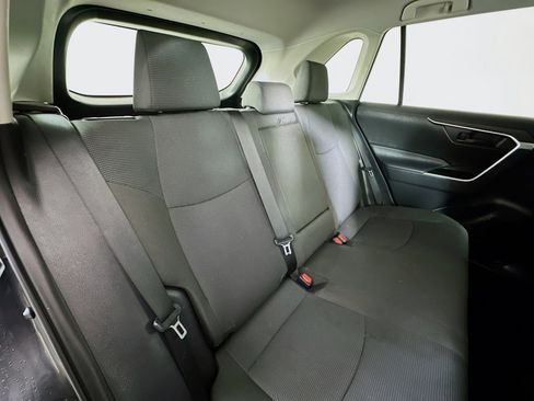 Used 2021 Toyota RAV4 LE image 24
