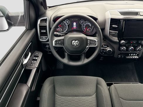 Used 2025 RAM 1500 Big Horn AWD/4WD image 10