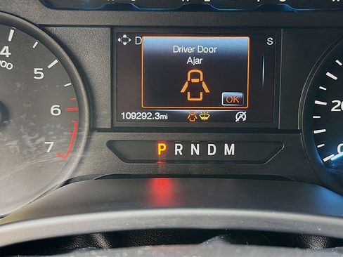 Used 2018 Ford F150 XL w/ Equipment Group 101A Mid AWD/4WD image 25