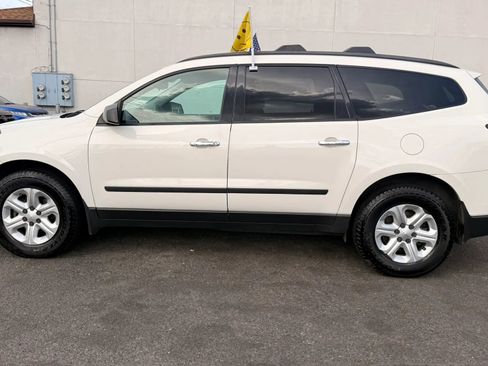 Used 2013 Chevrolet Traverse LS AWD/4WD image 11